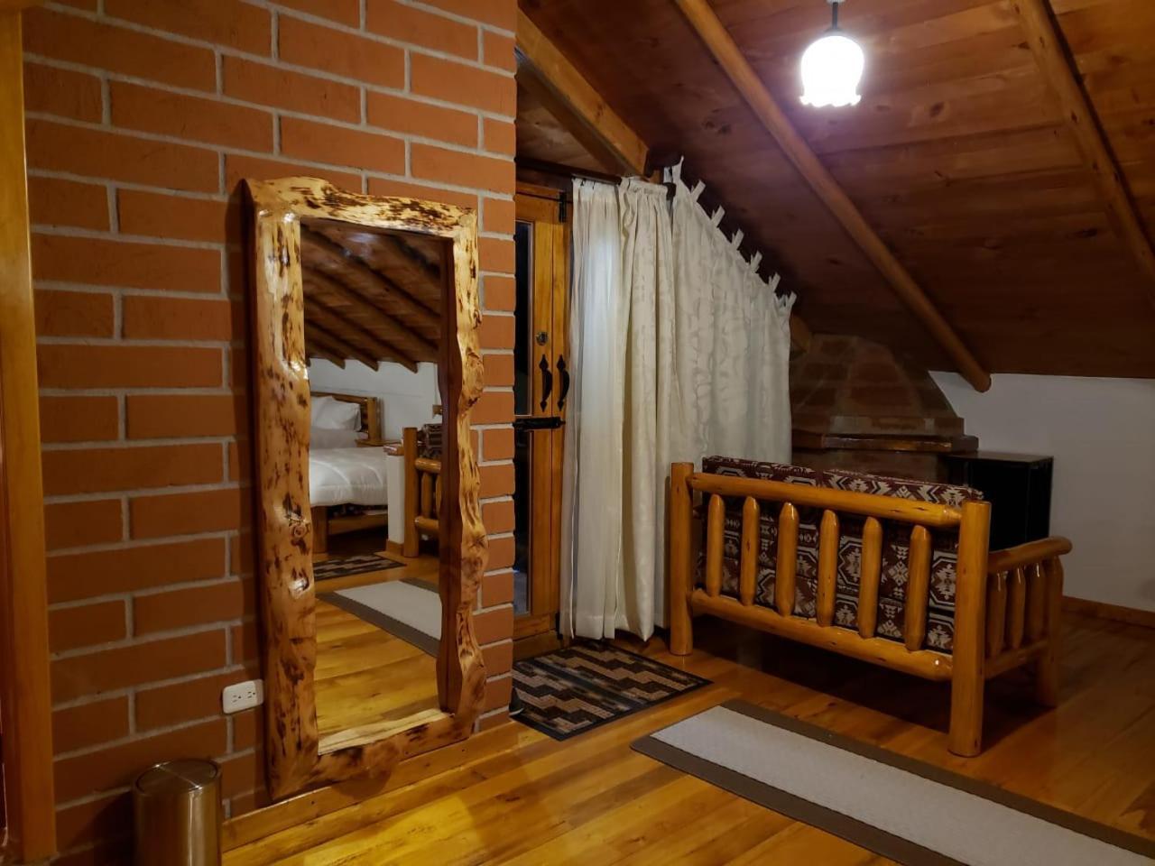Atallaro Hospedaje Otavalo Oda fotoğraf